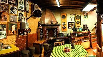 Хостел Hostal El Parque Табабела