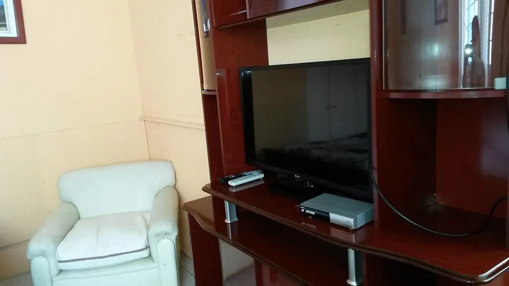 Hostal El Parque Tababela Ecuador