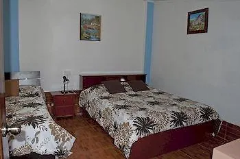Hostel Hostal El Parque Tababela Ecuador